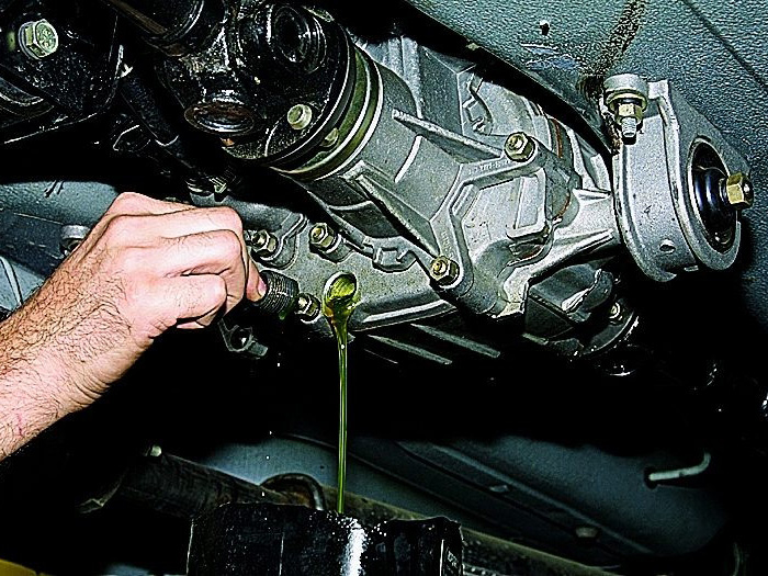 Масло МКПП и для заднего моста